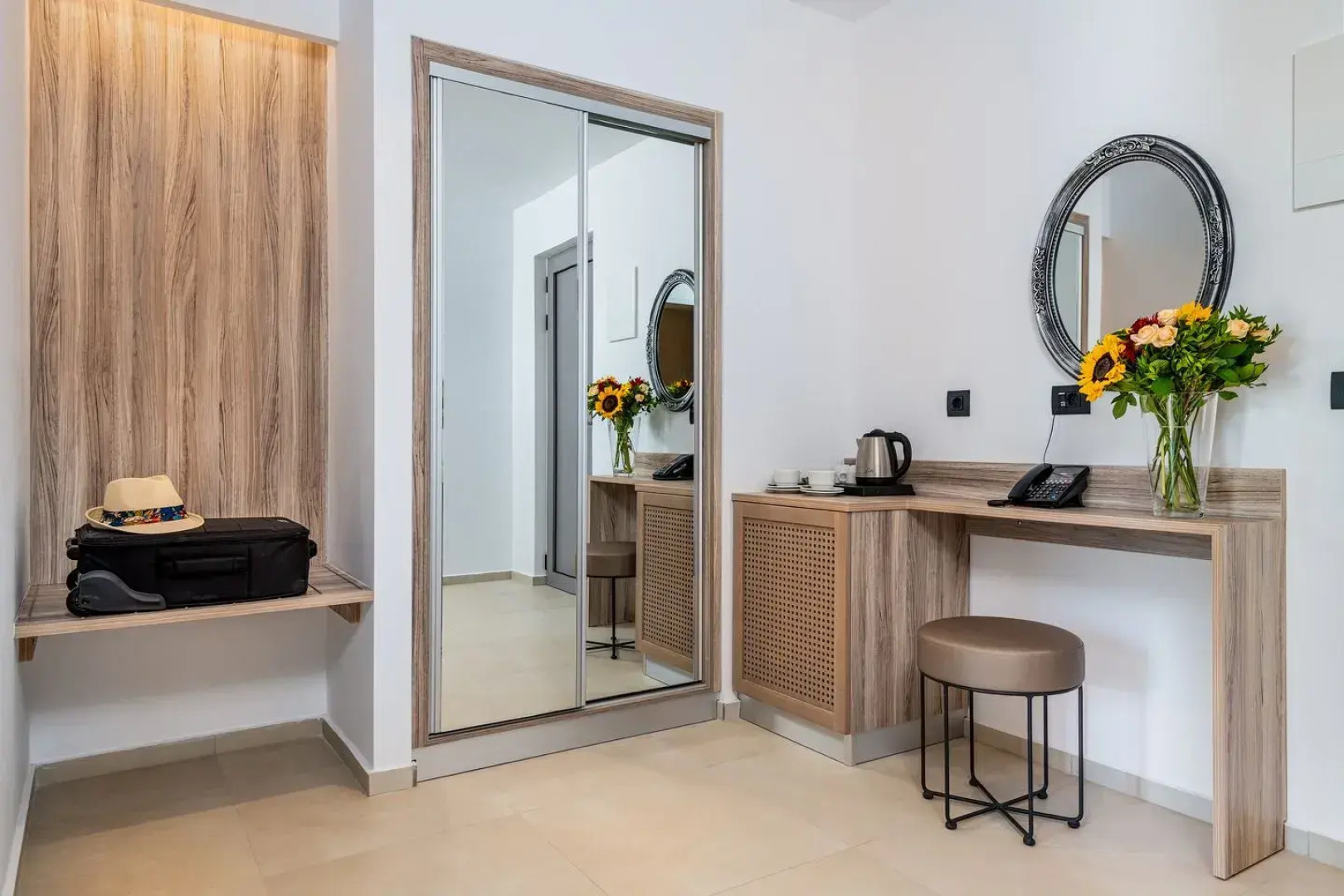 ONEIRO Boutique Hotel