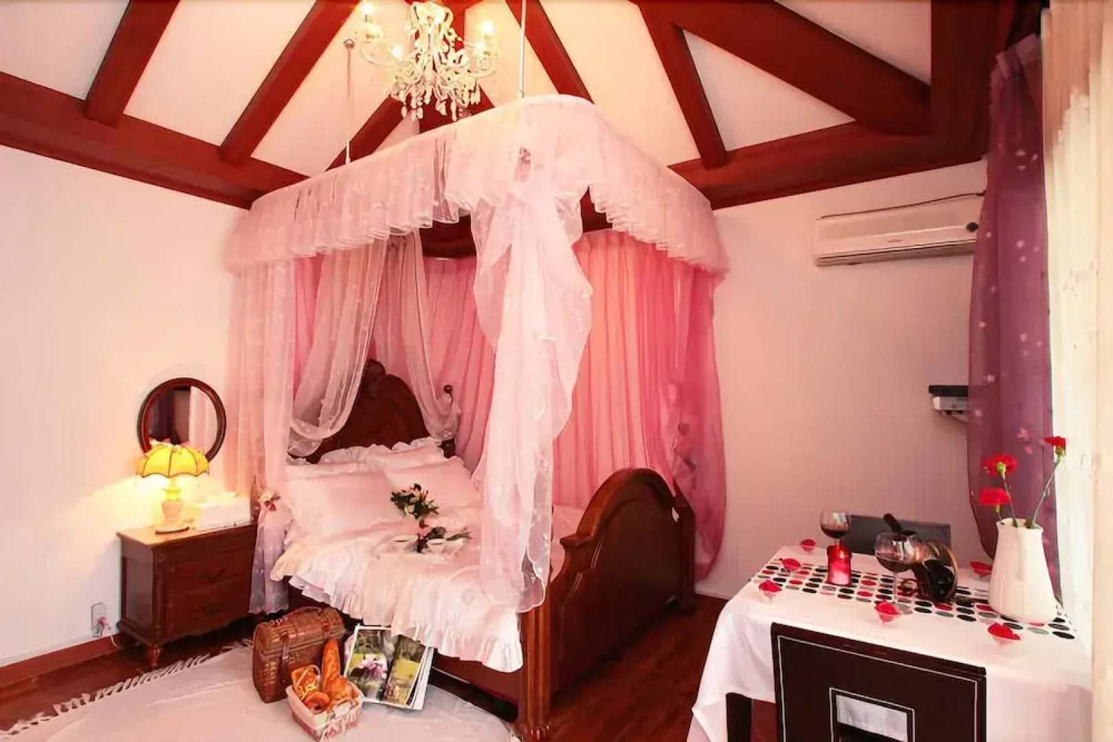 Rainbow Village Pension