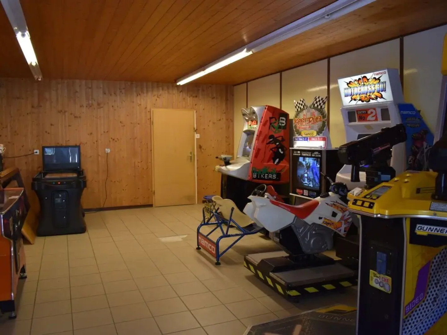 Bungalow Isola Premium Gudo