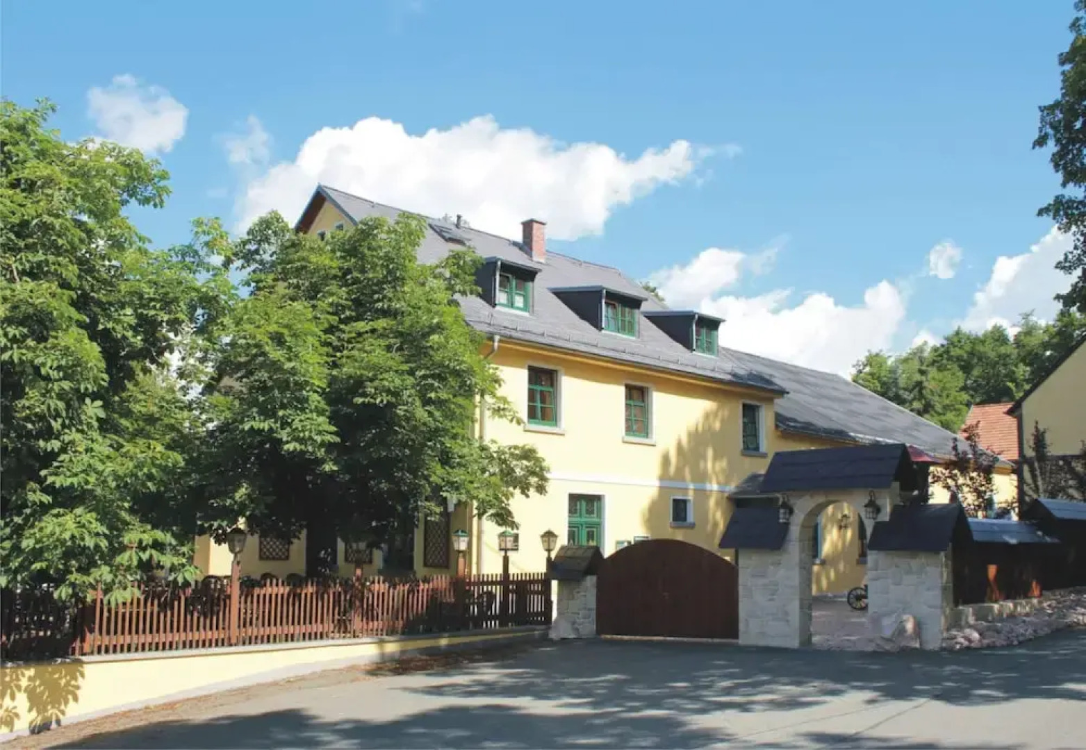 Landhotel Zum grünen Baum