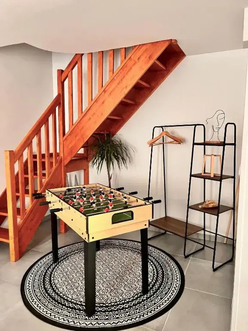 Maison 2 Chambres - TV - CLIM - BABY FOOT