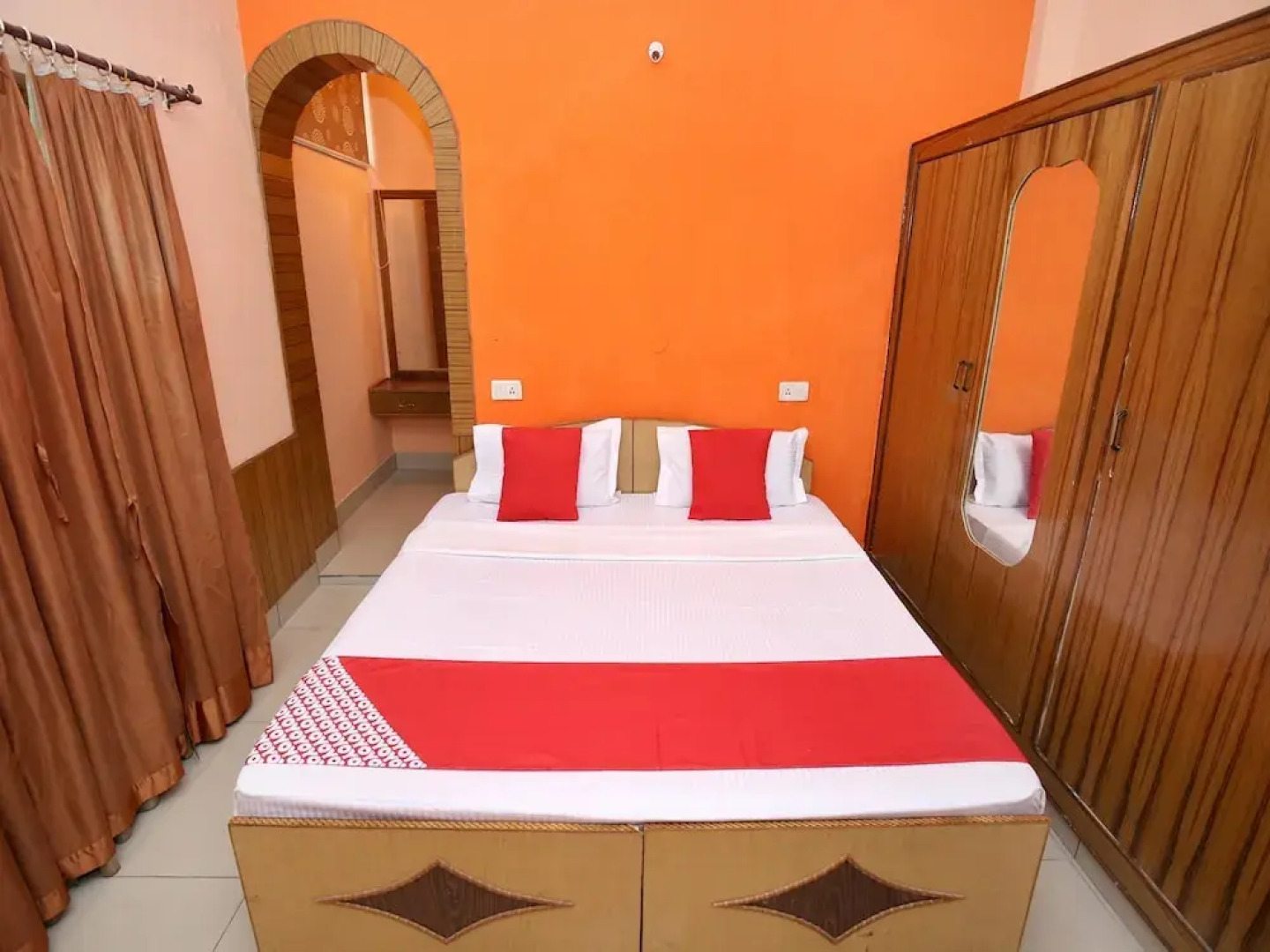 OYO 13246 Home 2BHK Aanji Solan