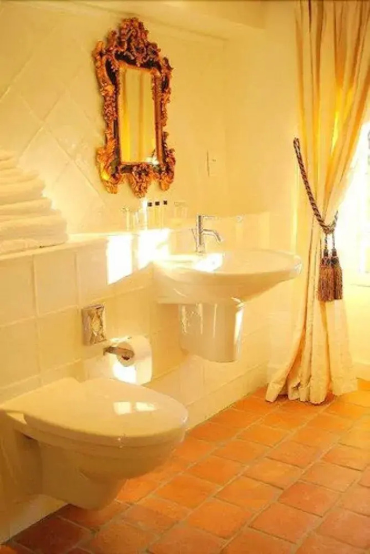 Chateau Le Mas De Montet