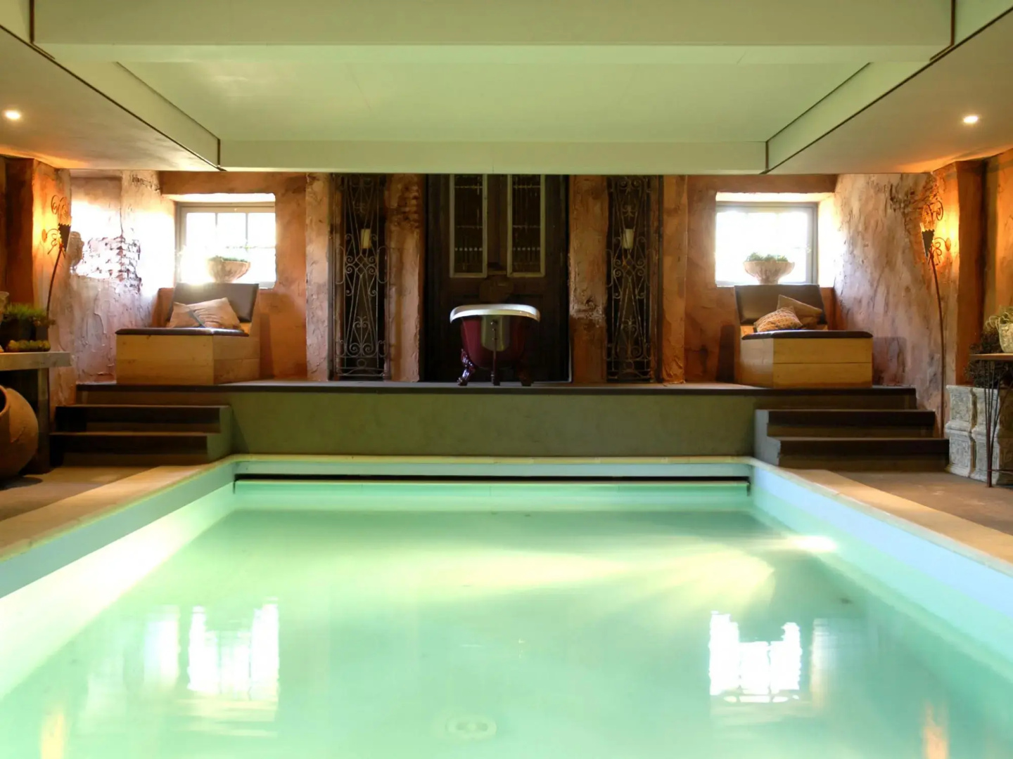 Quaint Holiday Home in Alphen-chaam With Jacuzzi