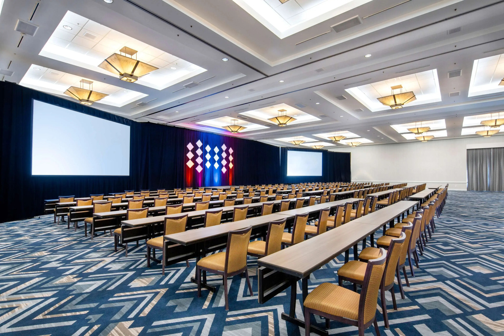 Everline Resort and Spa, Lake Tahoe