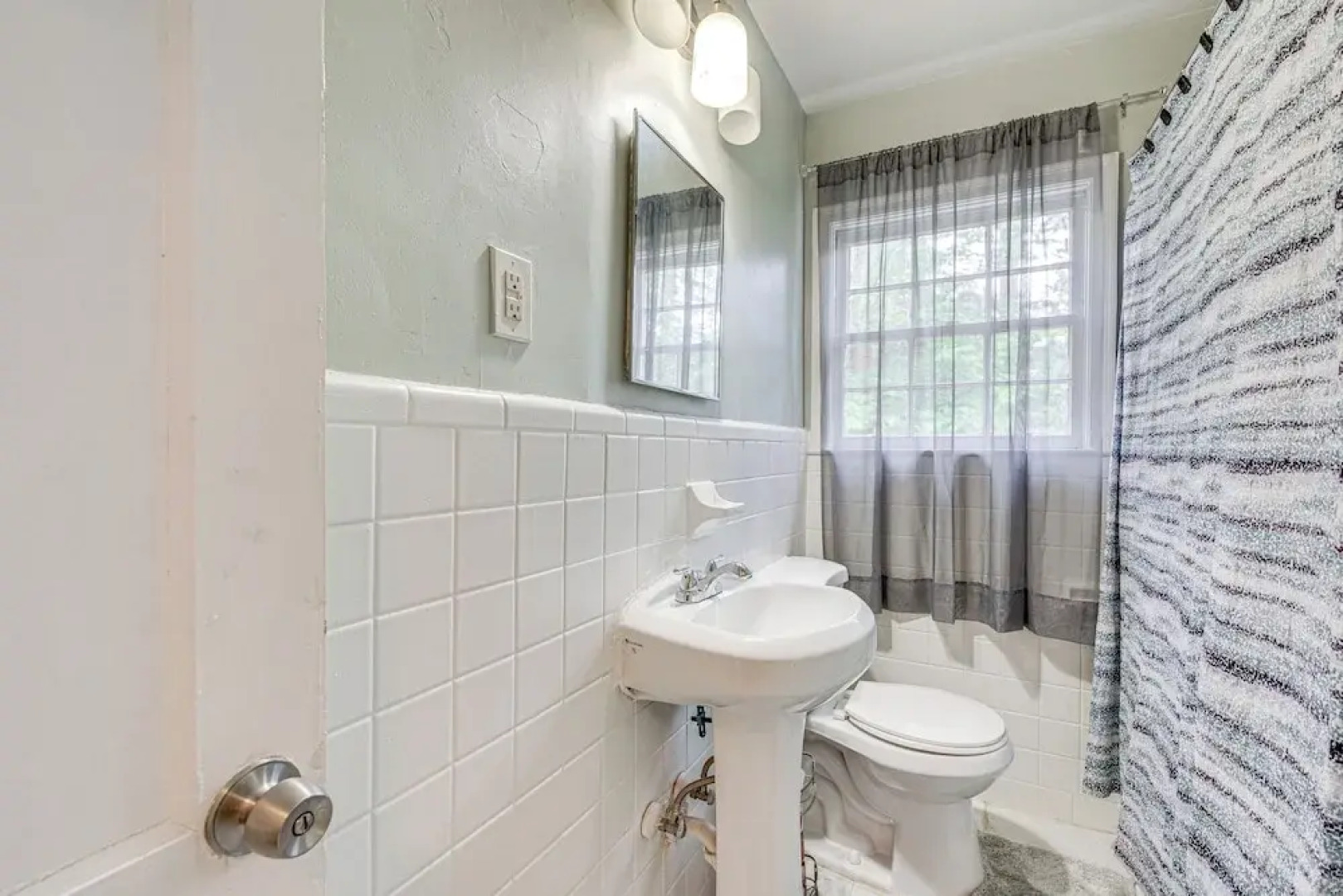 Atlanta Area Vacation Rental < 4 Mi to Airport!