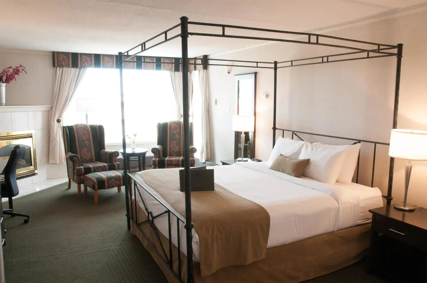 Coast High Country Inn