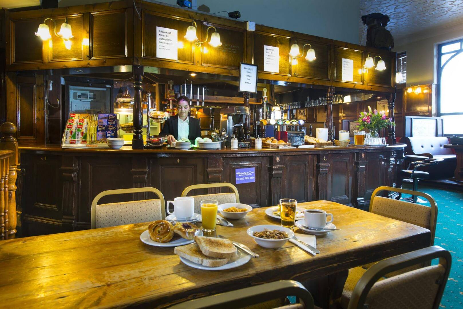 Hampton Court Palace Hotel