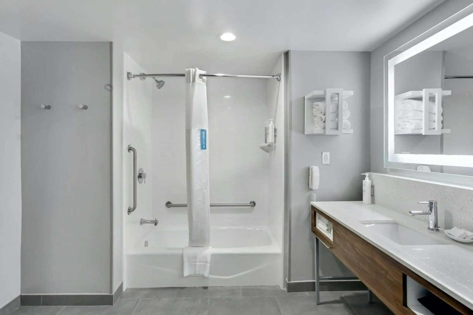 Hampton Inn Houston-Pearland