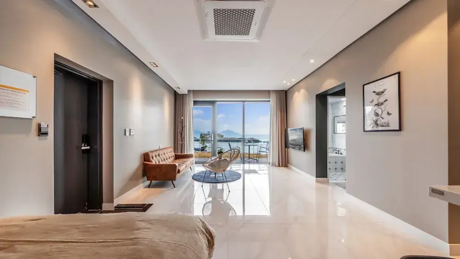 Namhae Lounge 32 Resort A