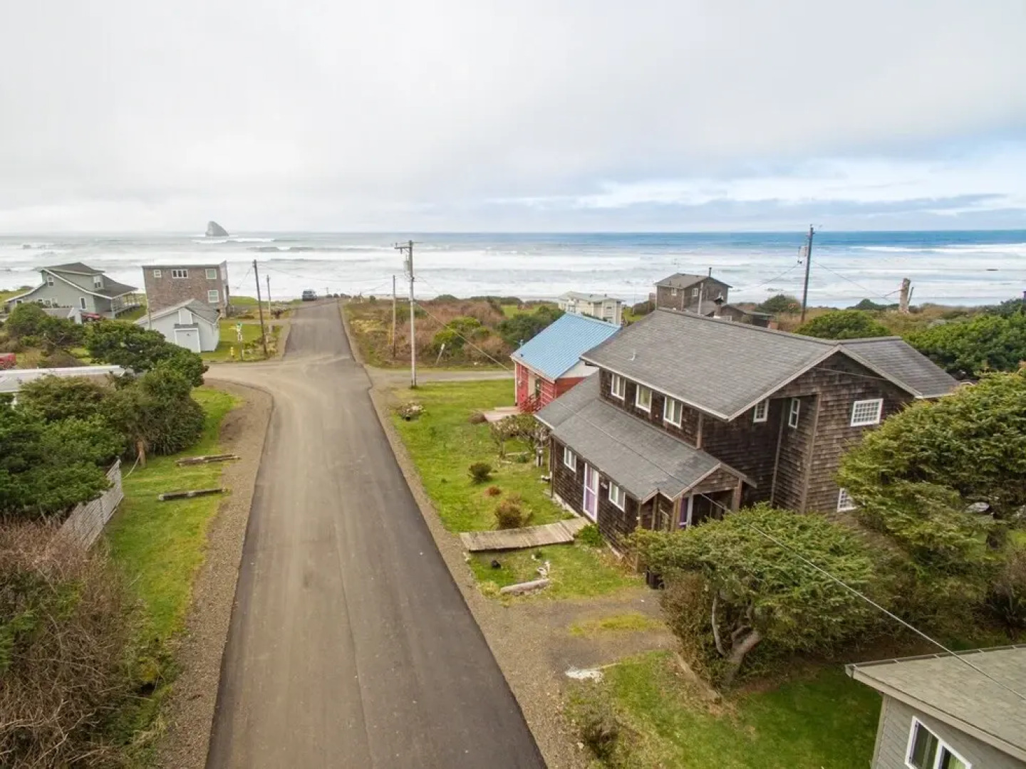 Pine Beach 2 Bedroom Cottage