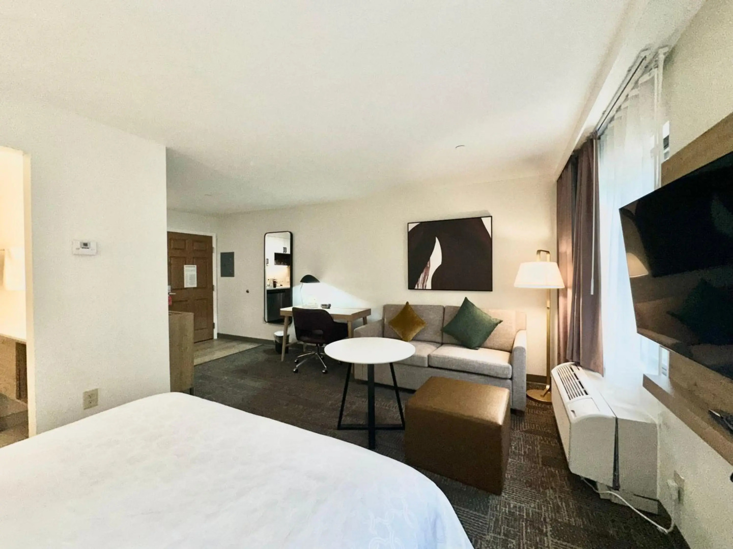 Staybridge Suites East Stroudsburg - Poconos by IHG