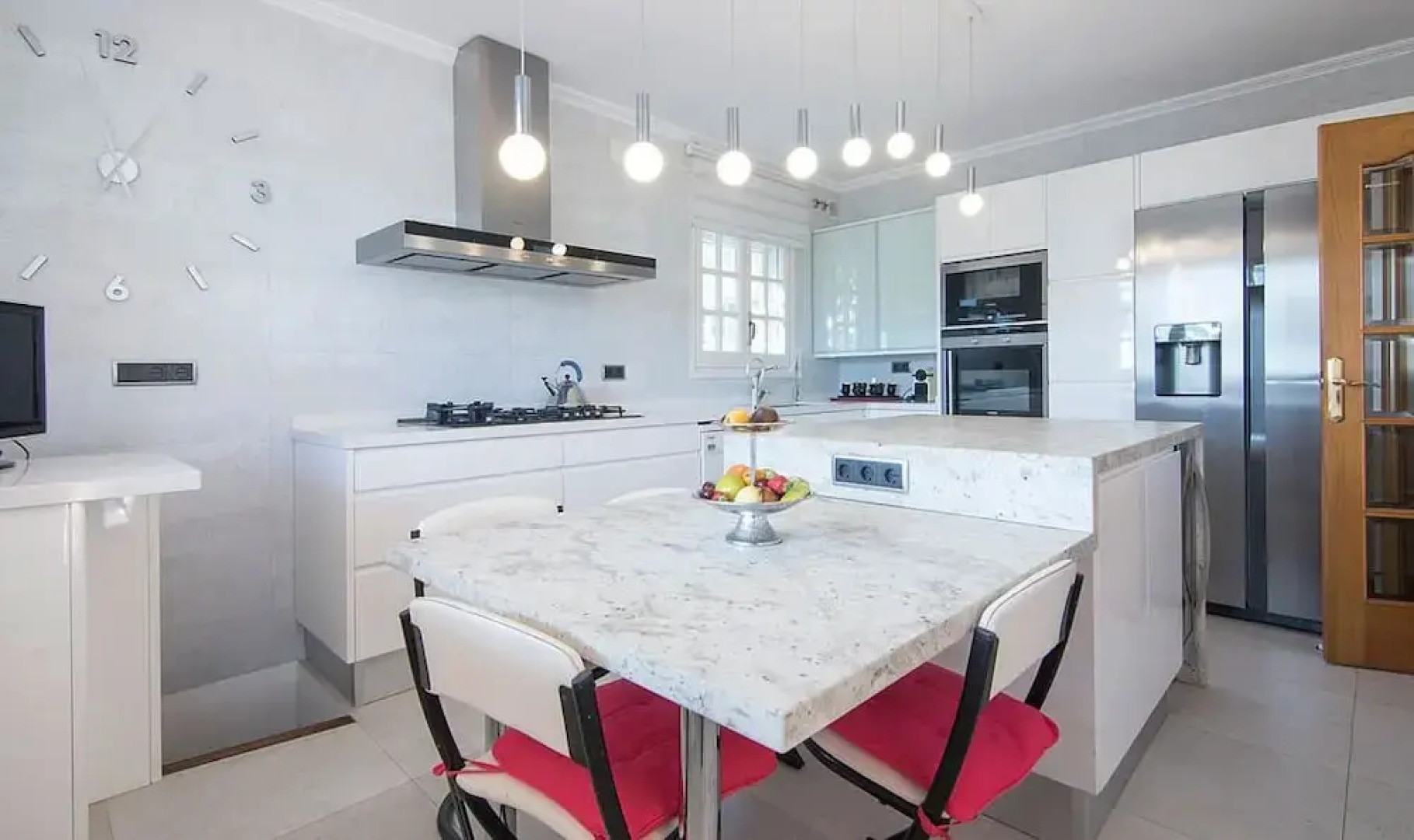 Gallery Villa 650M from the Beach (R81)