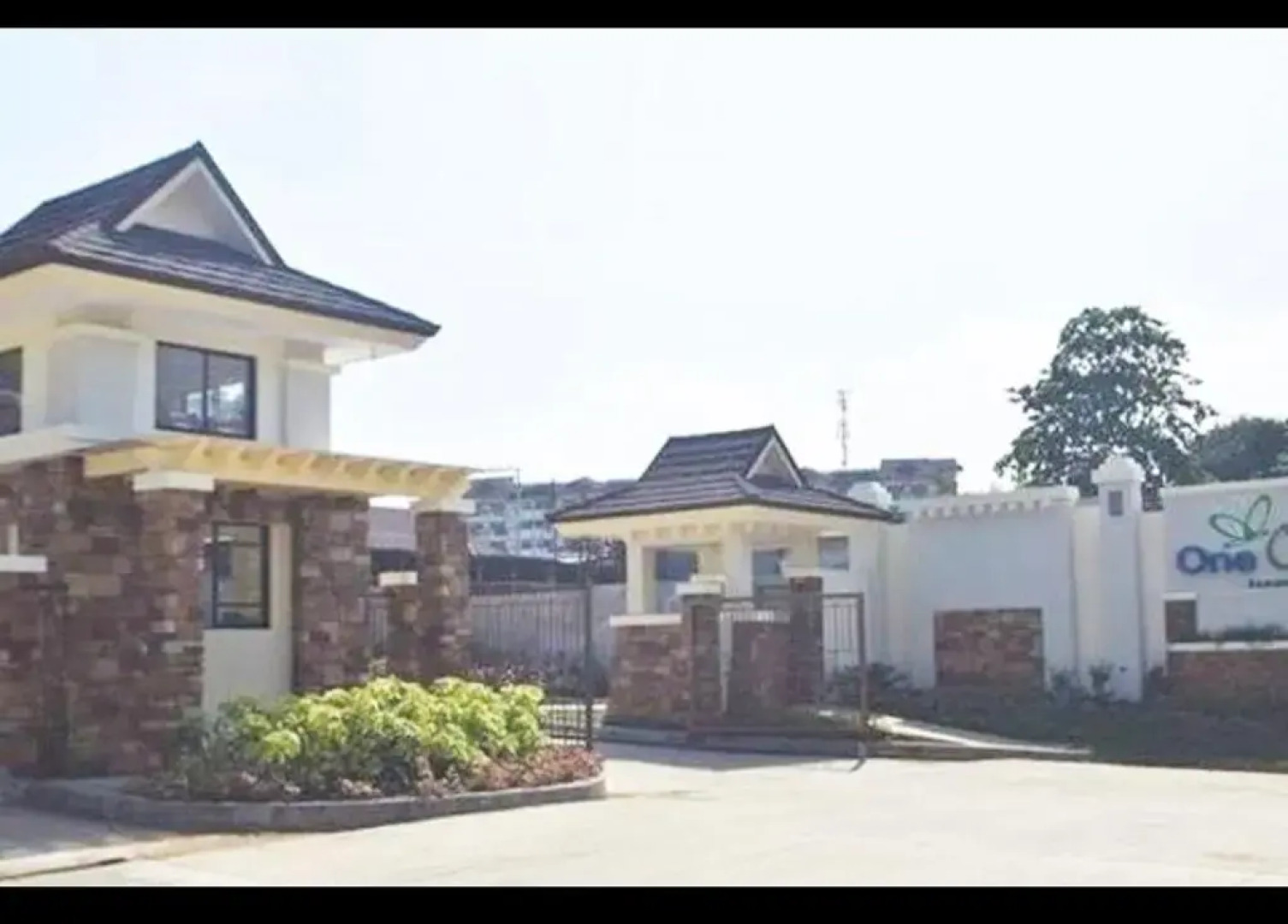 Fully Furnished 1BR Condo Unit