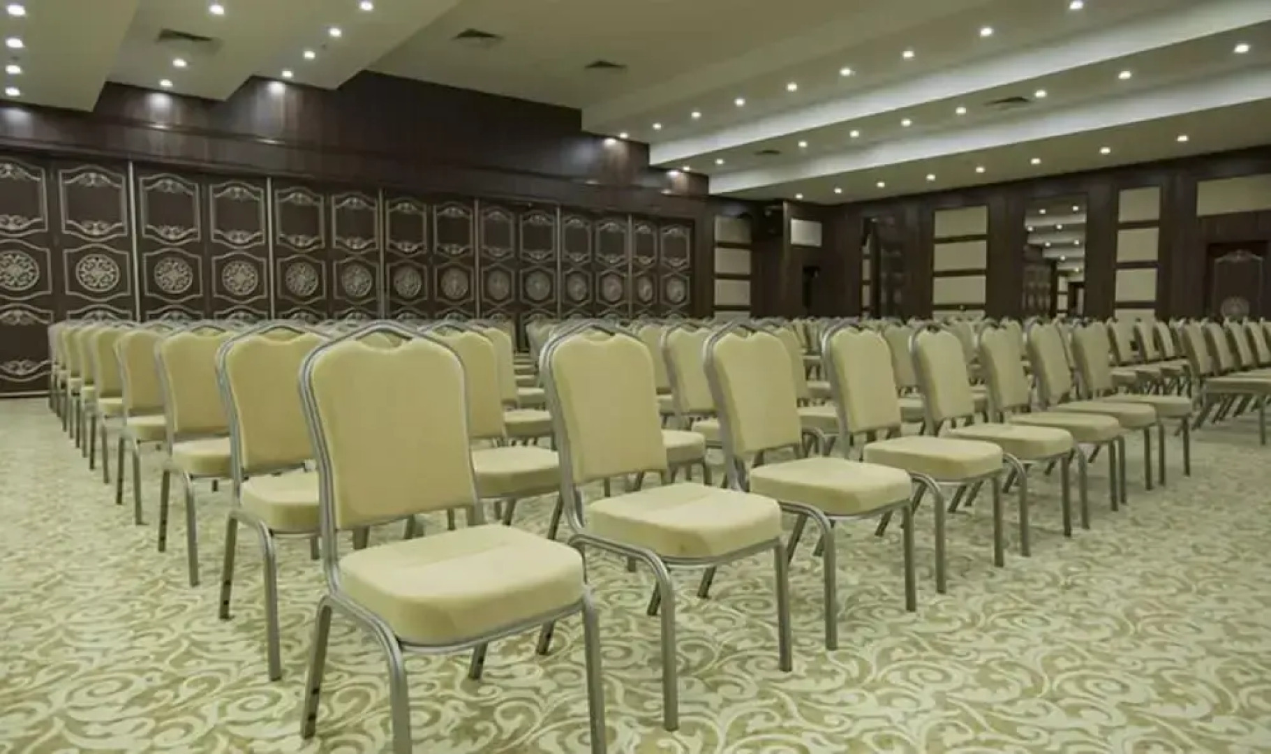 Sarot Termal Park Resort & Spa - Halal Hotel