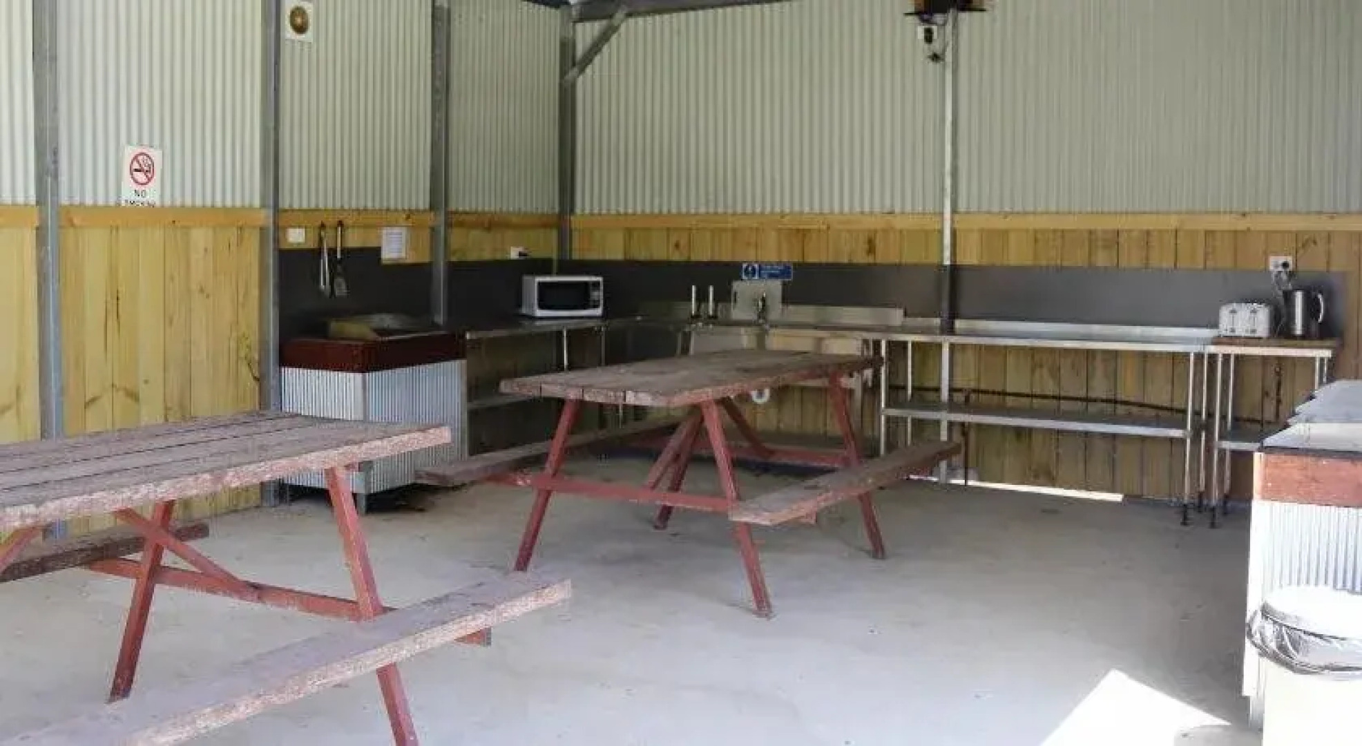 Avondel Caravan Park