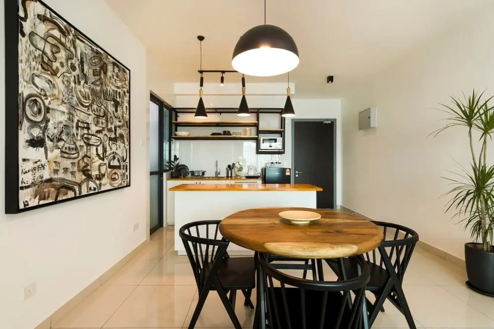 Elegant 3BR Condo for 5 With Outdoor Pool