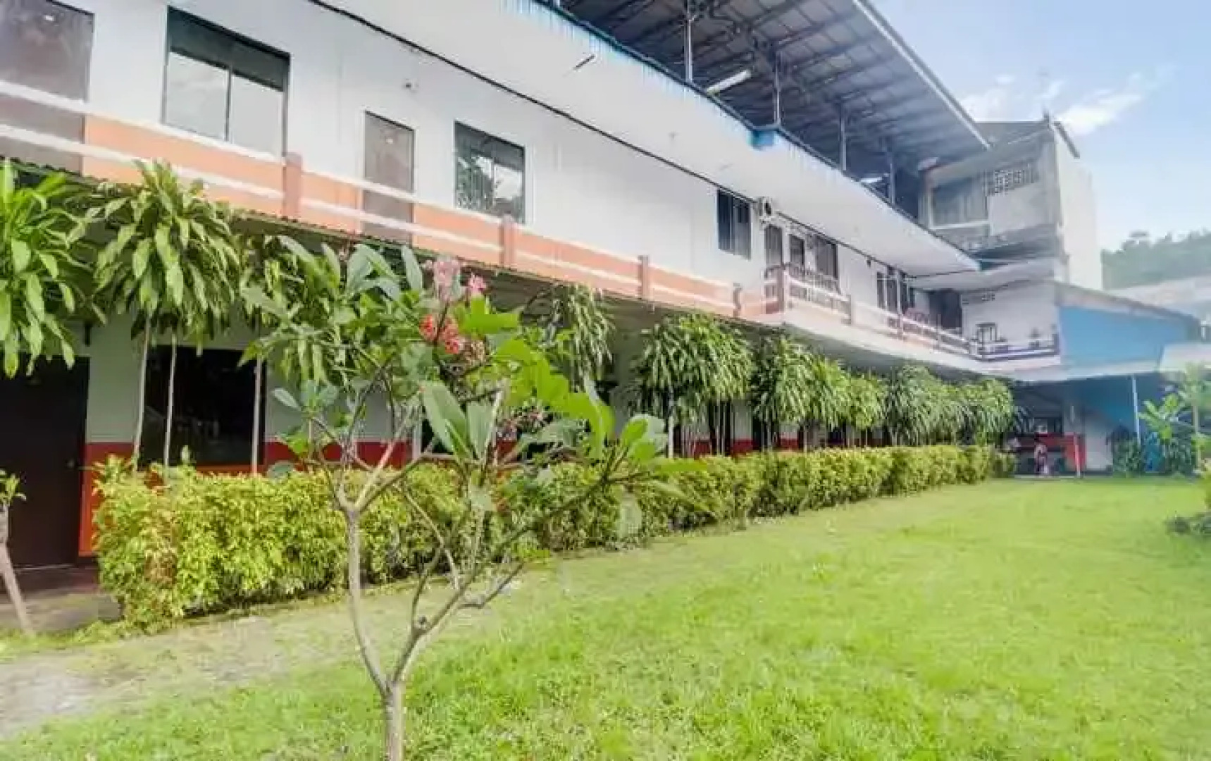 OYO 3424 Hotel Bitung Plaza