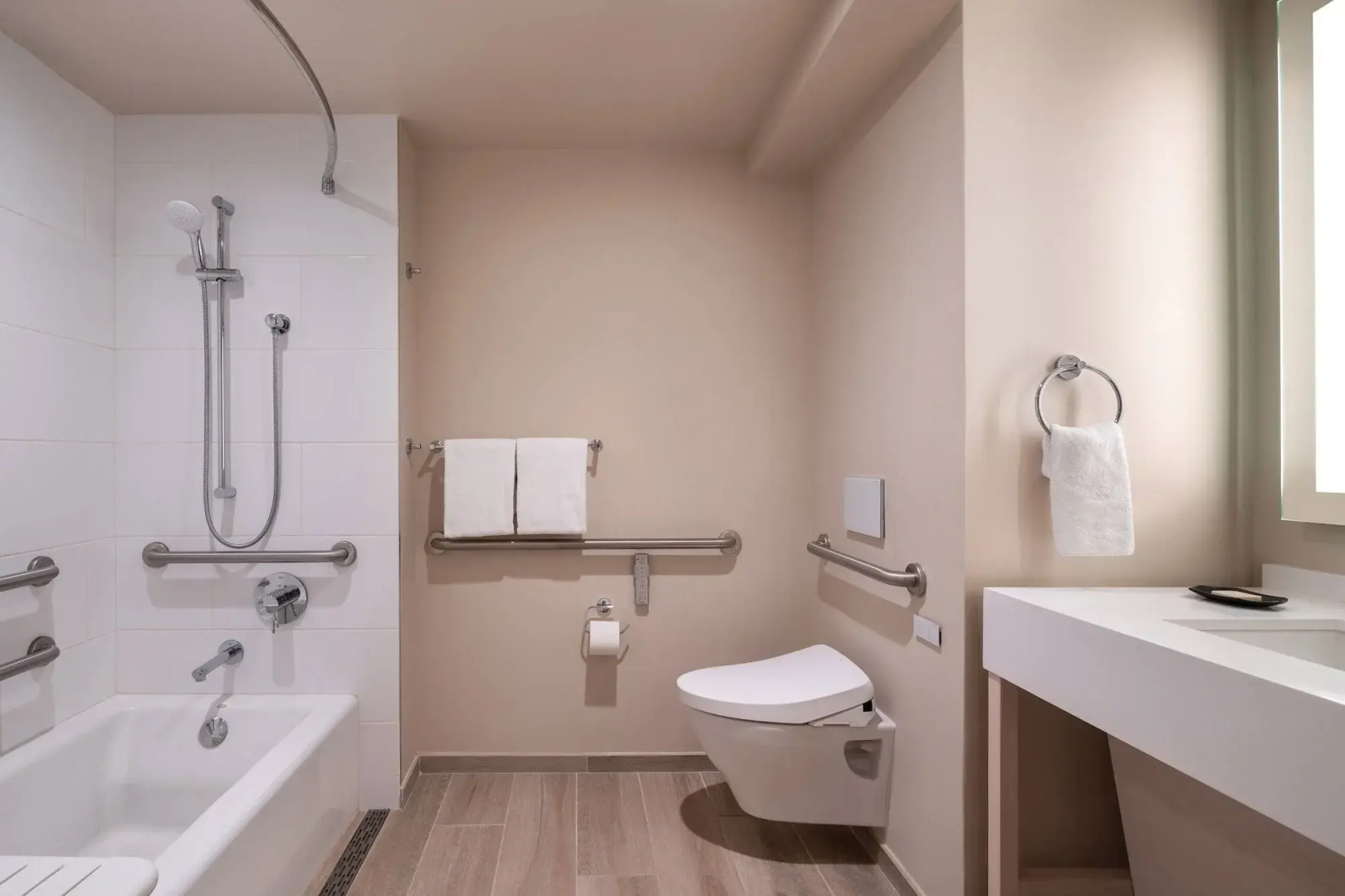 Sheraton Waikiki Beach Resort