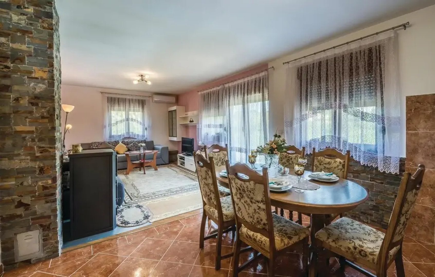Beautiful Home in Pula With Wifi and 2 Bedrooms
