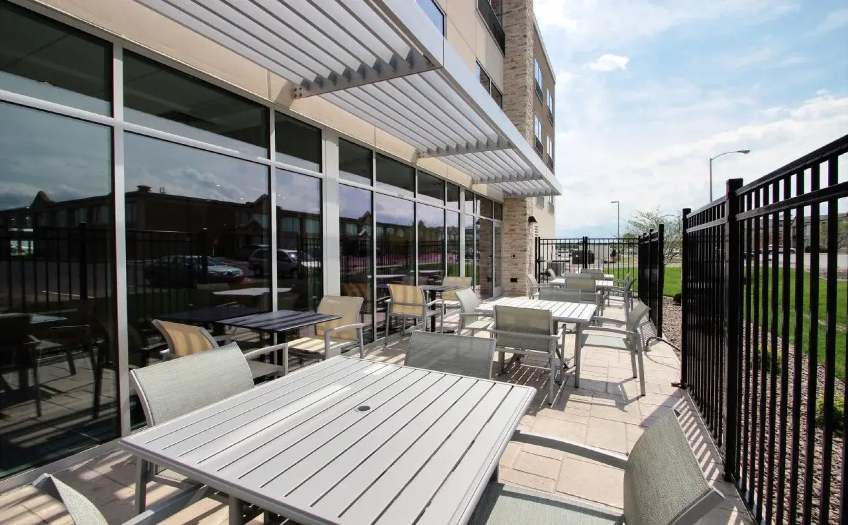 Holiday Inn Express & Suites Fond Du Lac by IHG