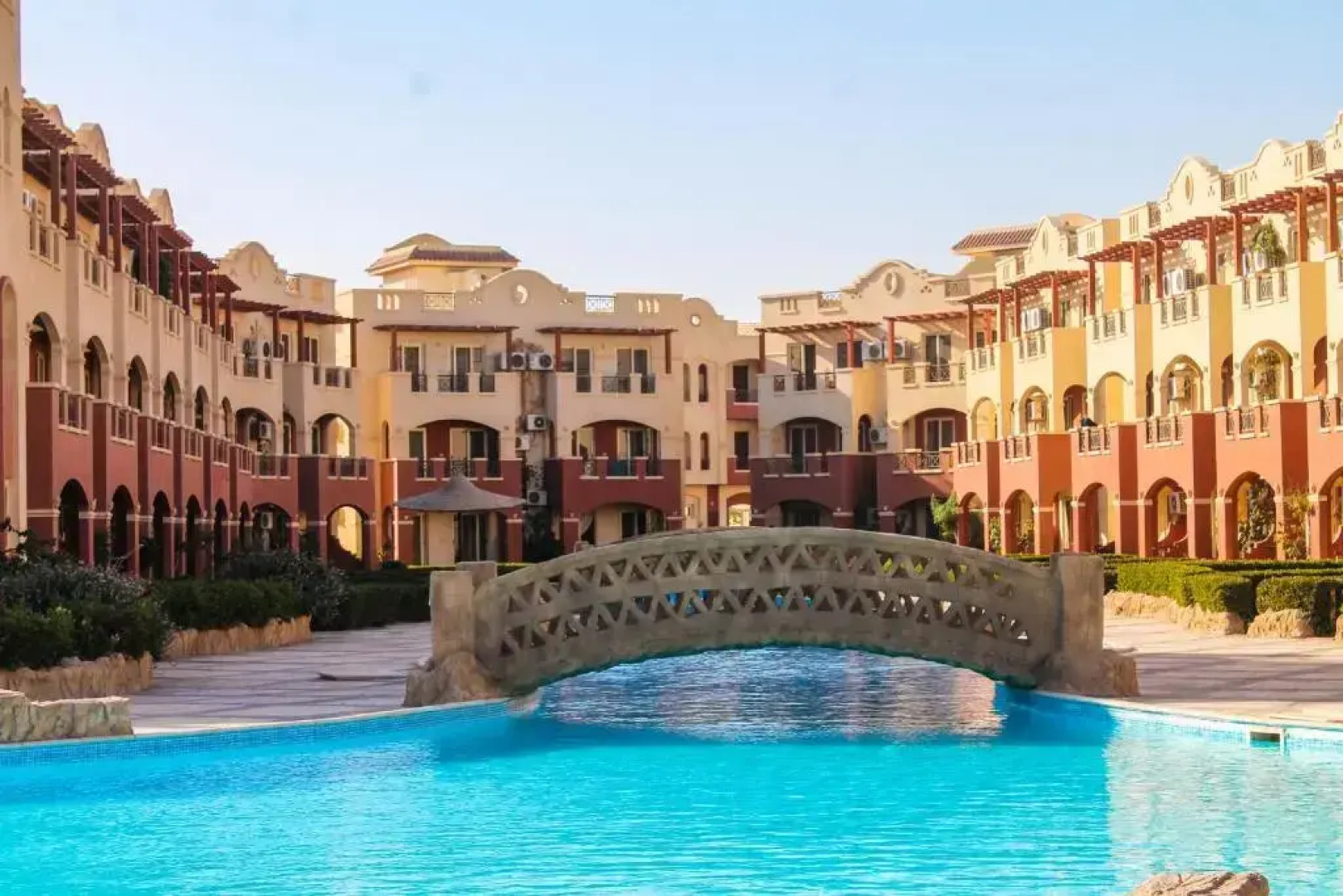 La Sirena Hotel Beach Resort