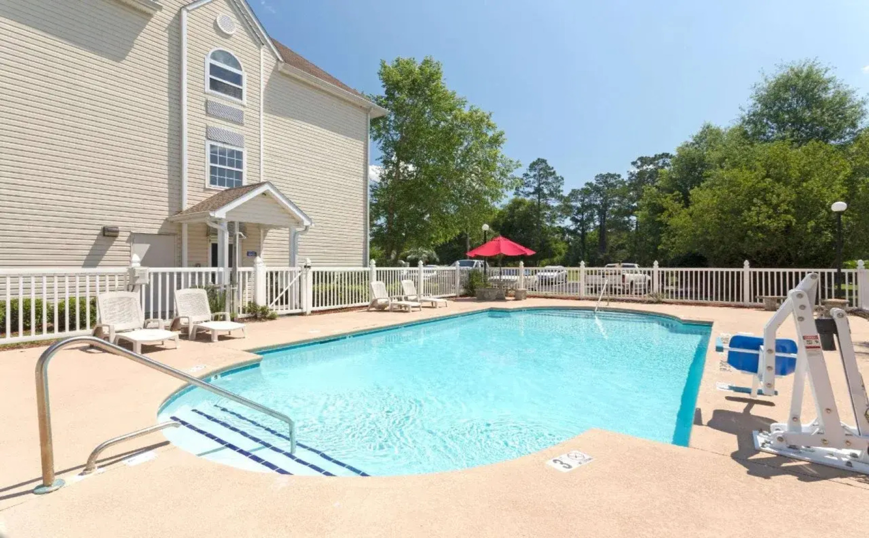 Microtel Inn & Suites by Wyndham Brunswick