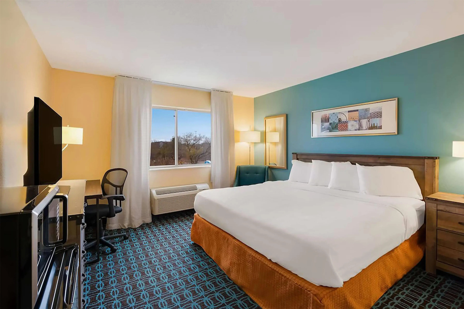 AmericInn by Wyndham Minot