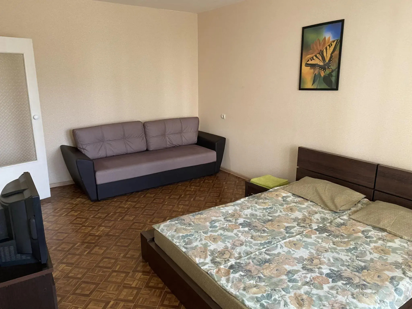 Много квартир на улице Отрадная 79