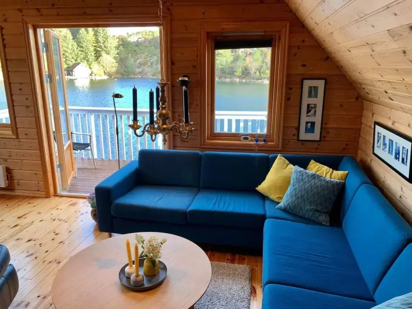 8 Person Holiday Home in Urangsvag
