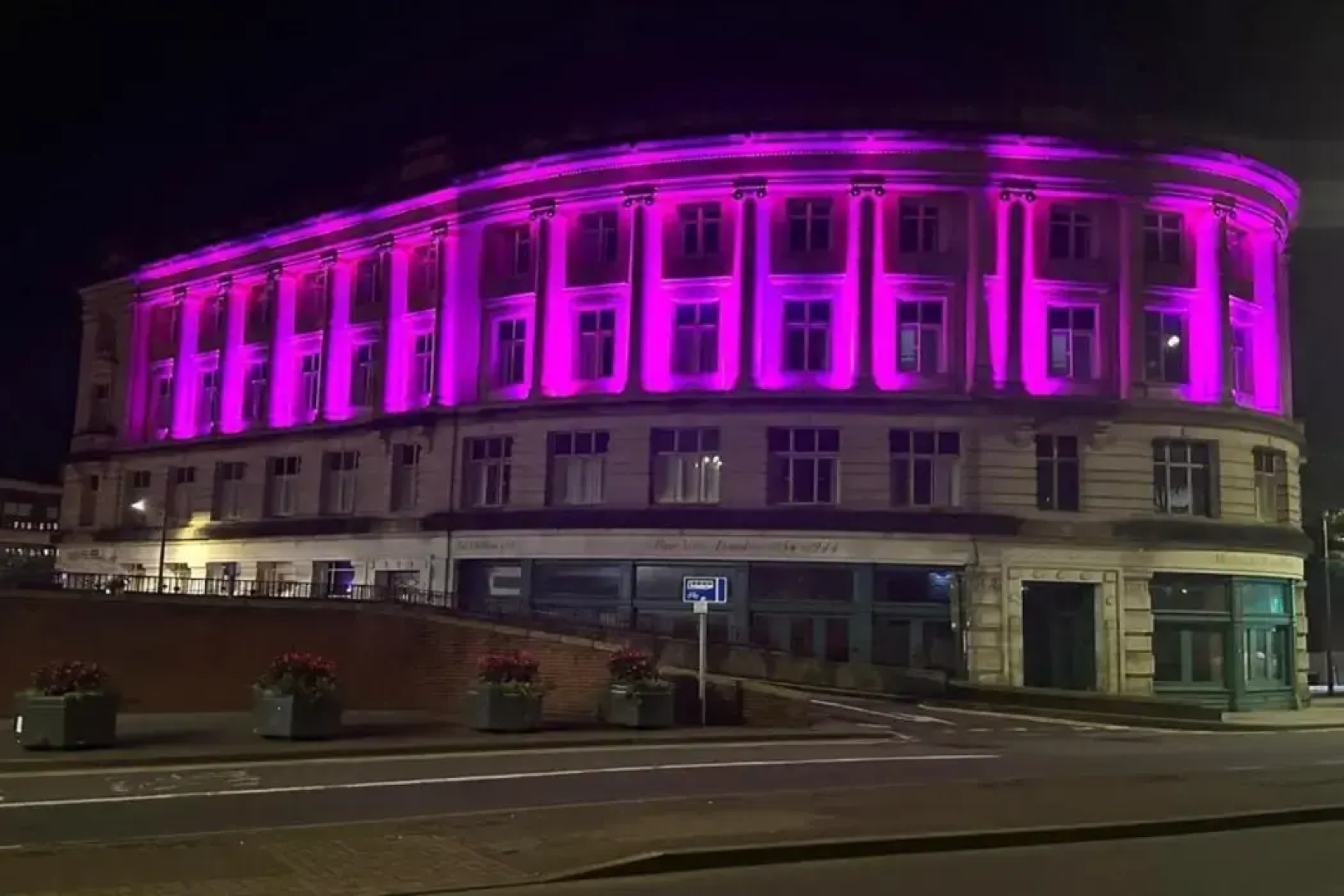 Belvilla Newport City Centre Hotel - Lifestyle