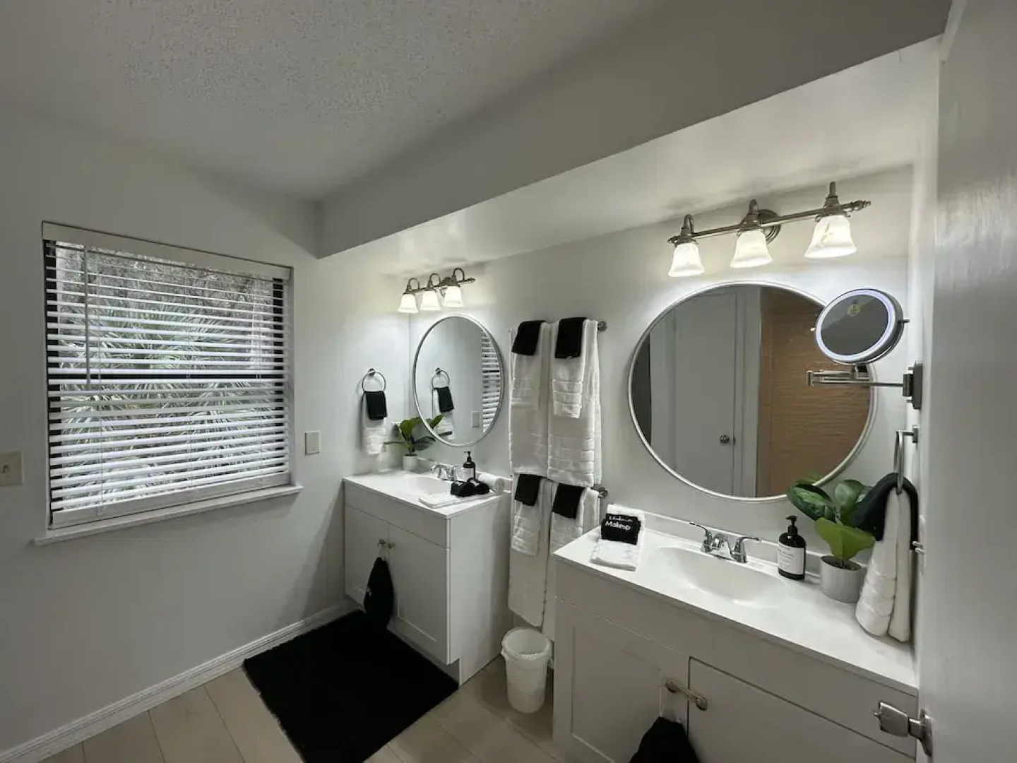 Dunnellon Dreams 3 Bedroom Home by RedAwning