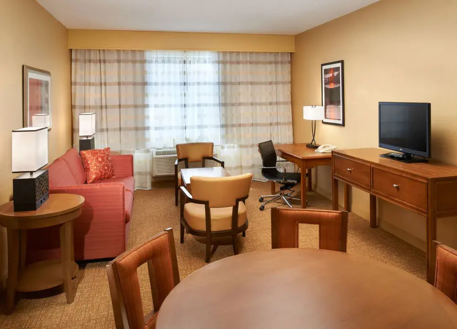 Courtyard Milwaukee Downtown