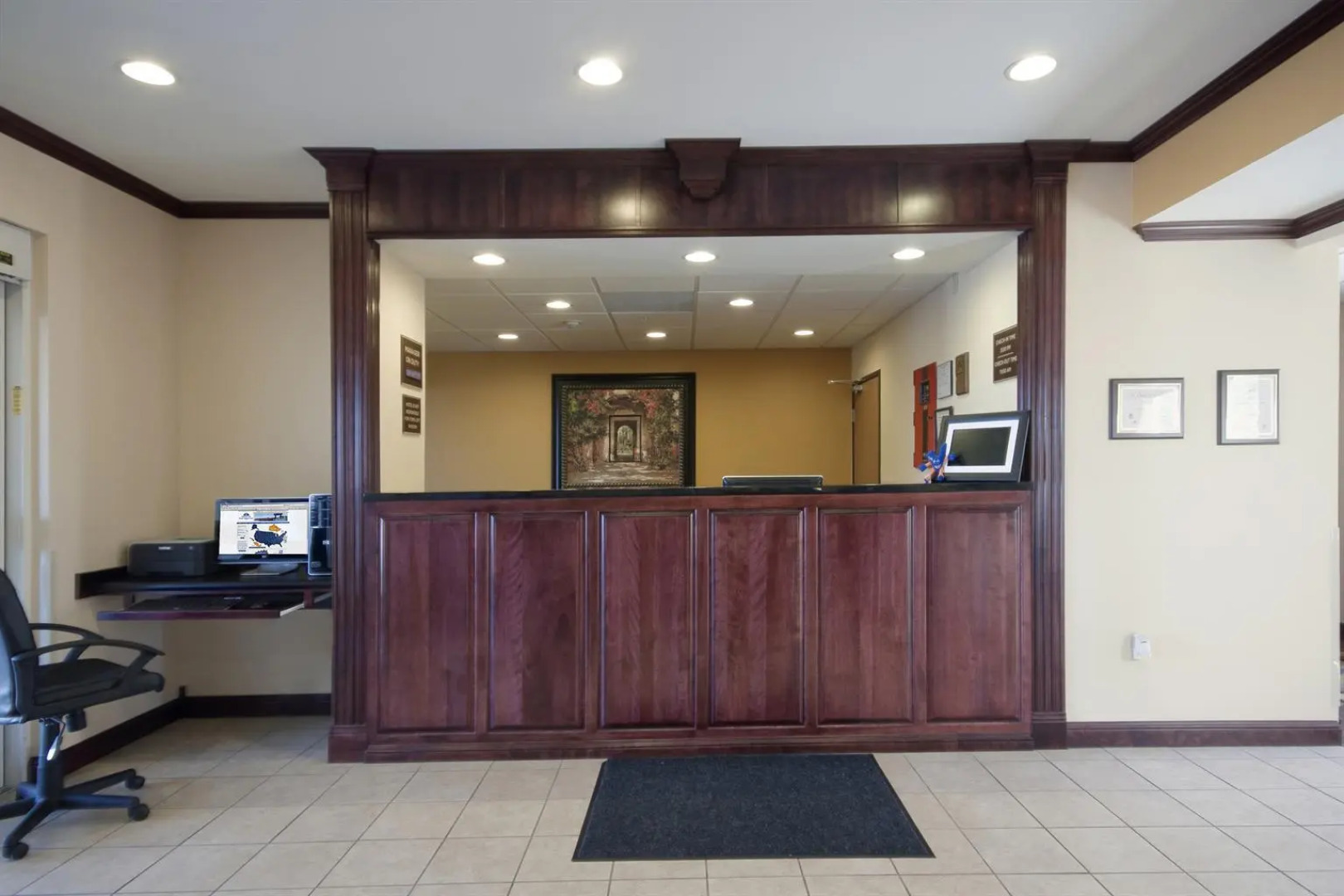 Americas Best Value Inn St. Robert