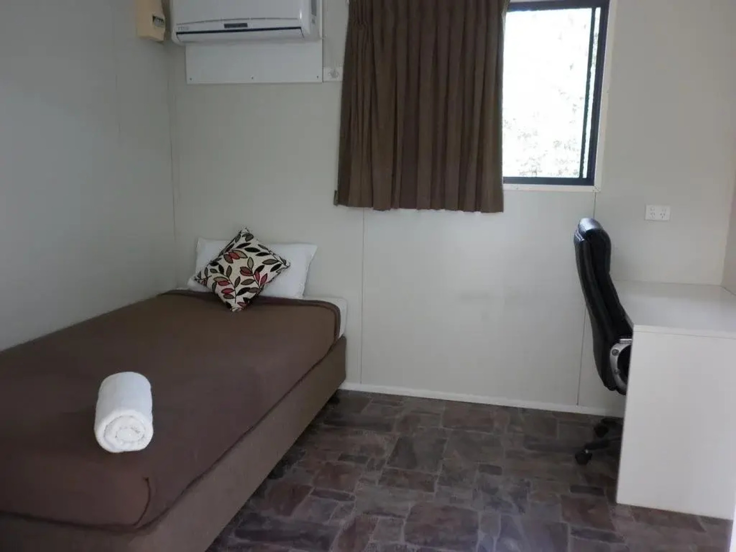 Bushchooks Travellers Village