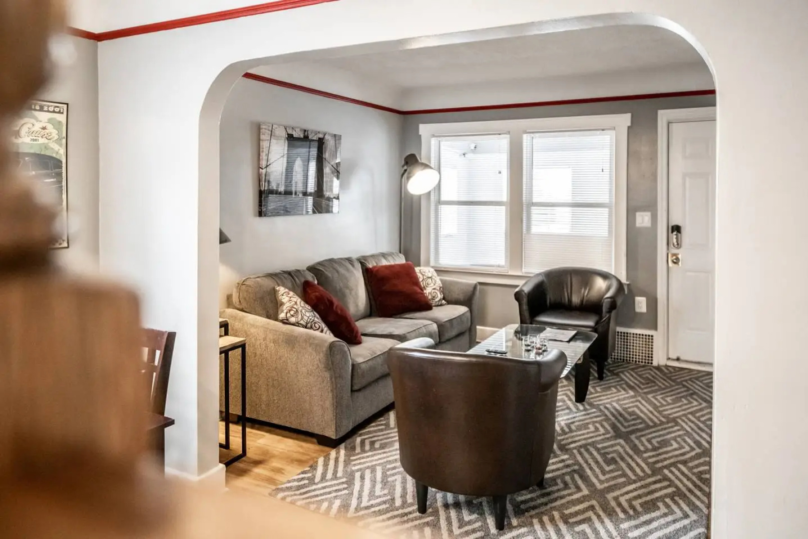 AutoManiac spot in the heart of Pontiac/3 beds 2 baths