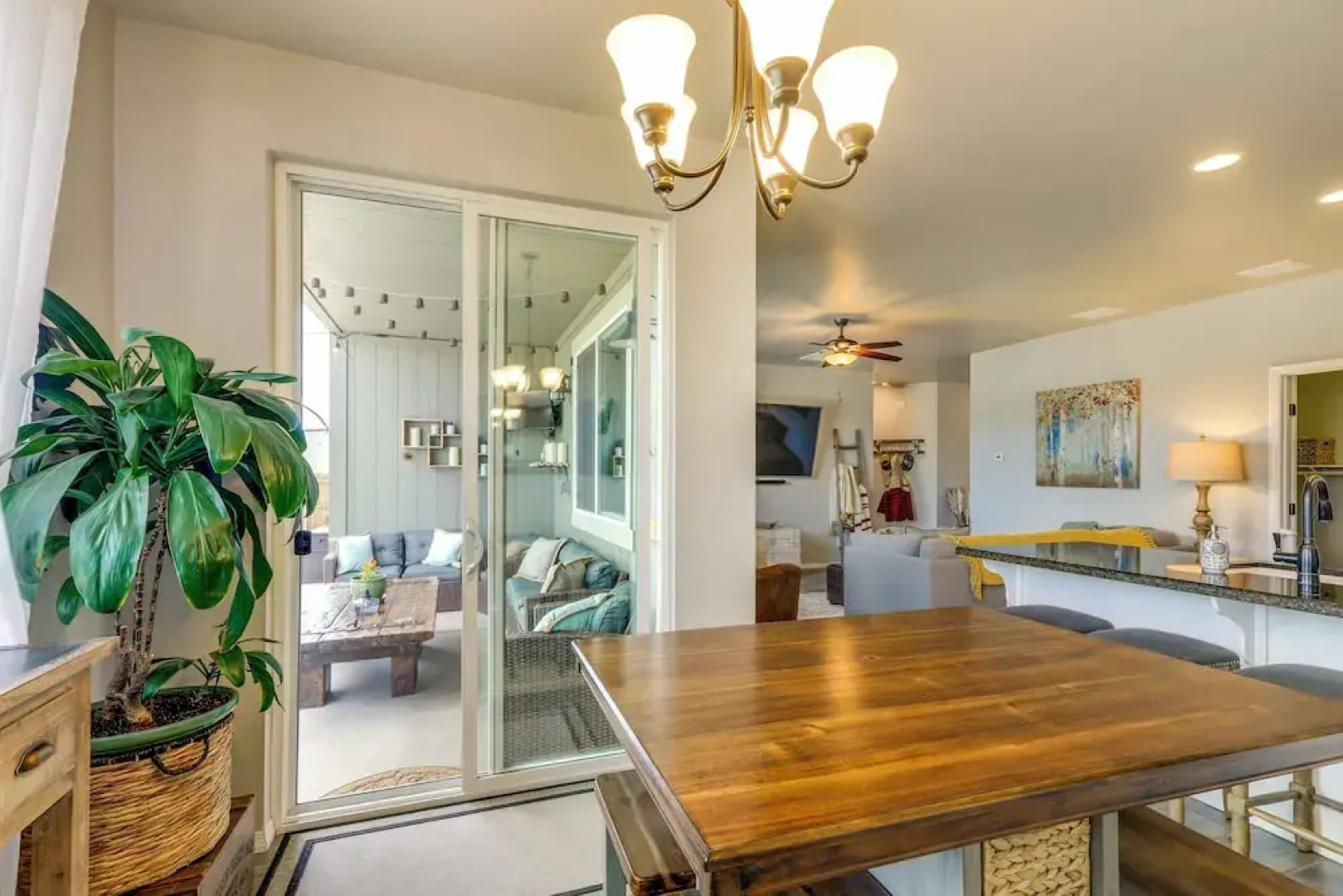 Flagstaff Home w/ Backyard Oasis: 38 Mi to Sedona!