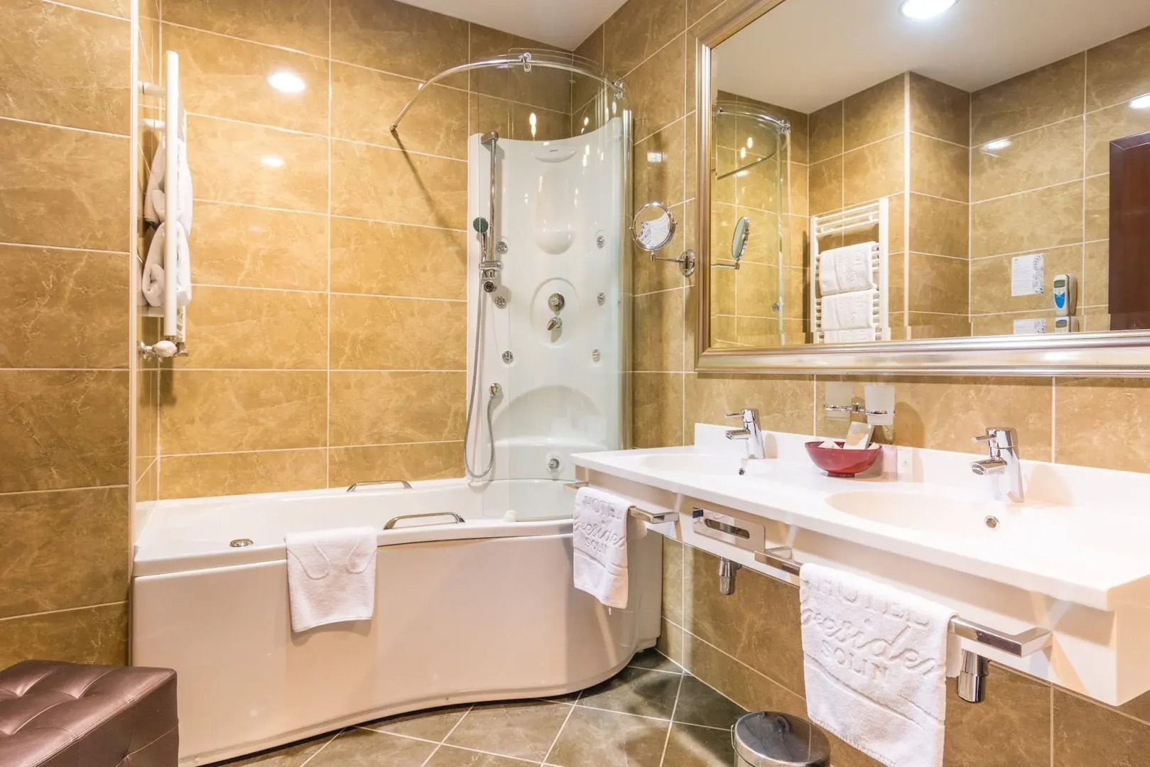 Hotel President Solin