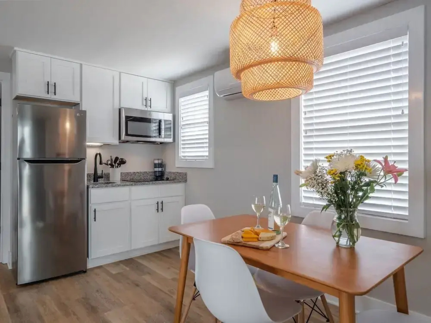 The Beach House Motel & Suites