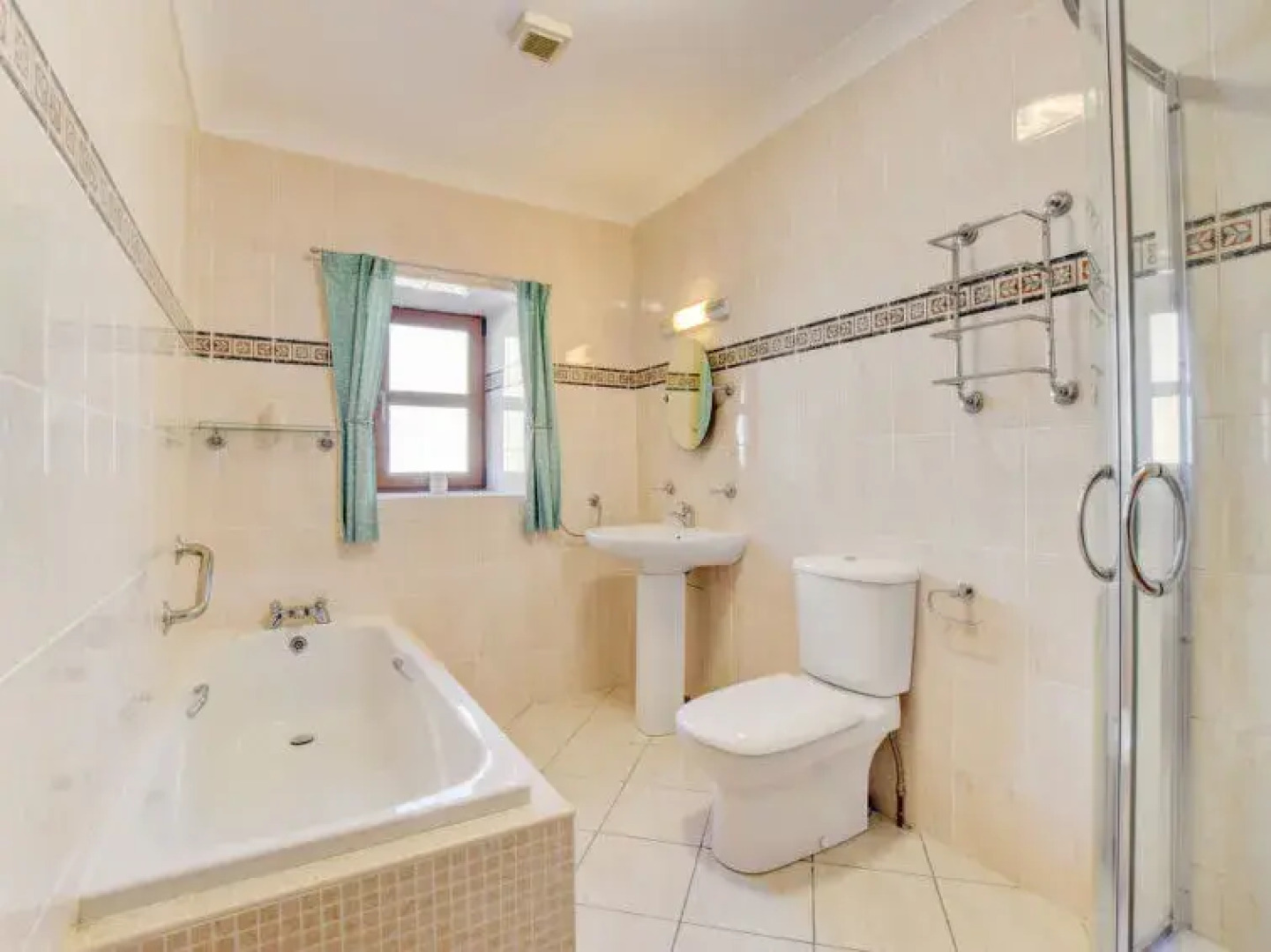 Holiday Home Bwthyn Cadair