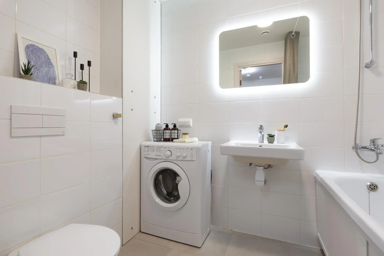 Надёжный посуточник на улице Лобненская 13 корпус 4