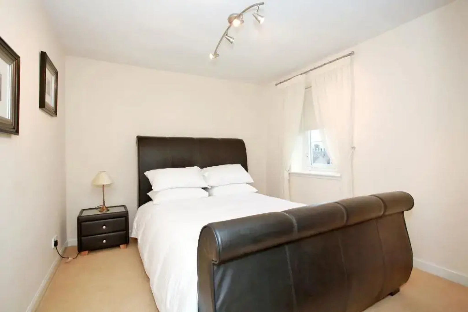 Fonthill Apartment