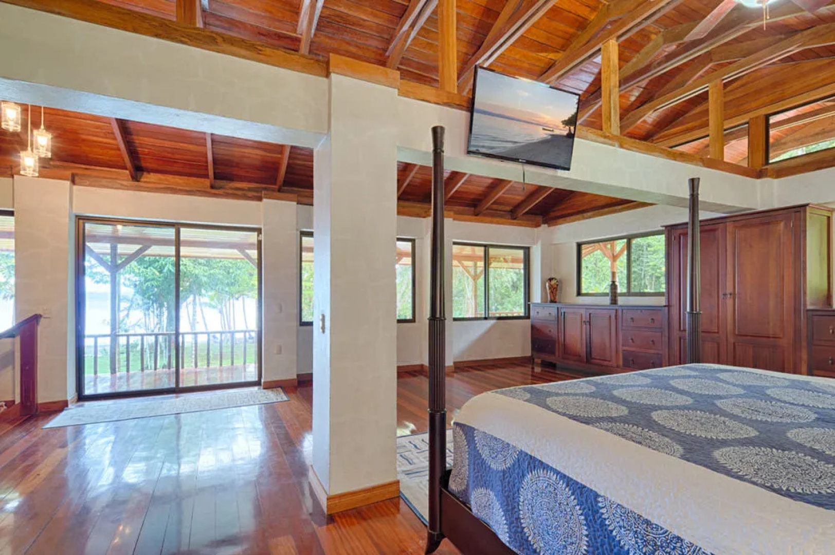 The Whale Resort