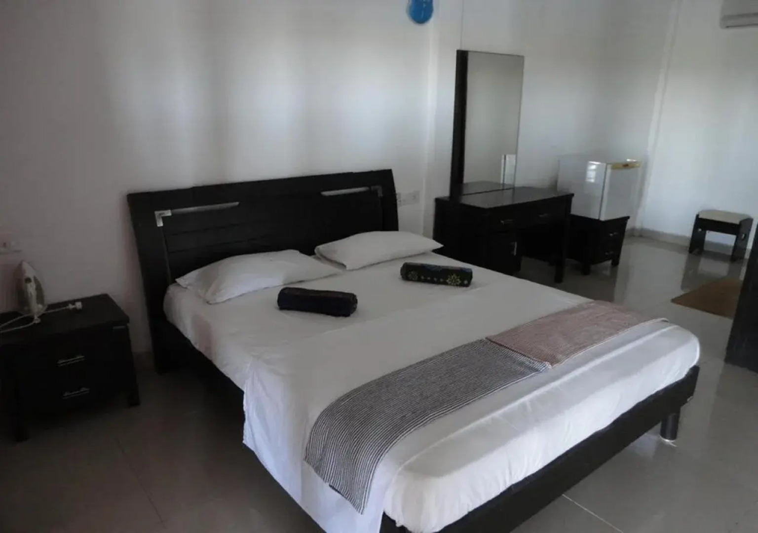 Yoho Hotel Arugambay Beach Inn