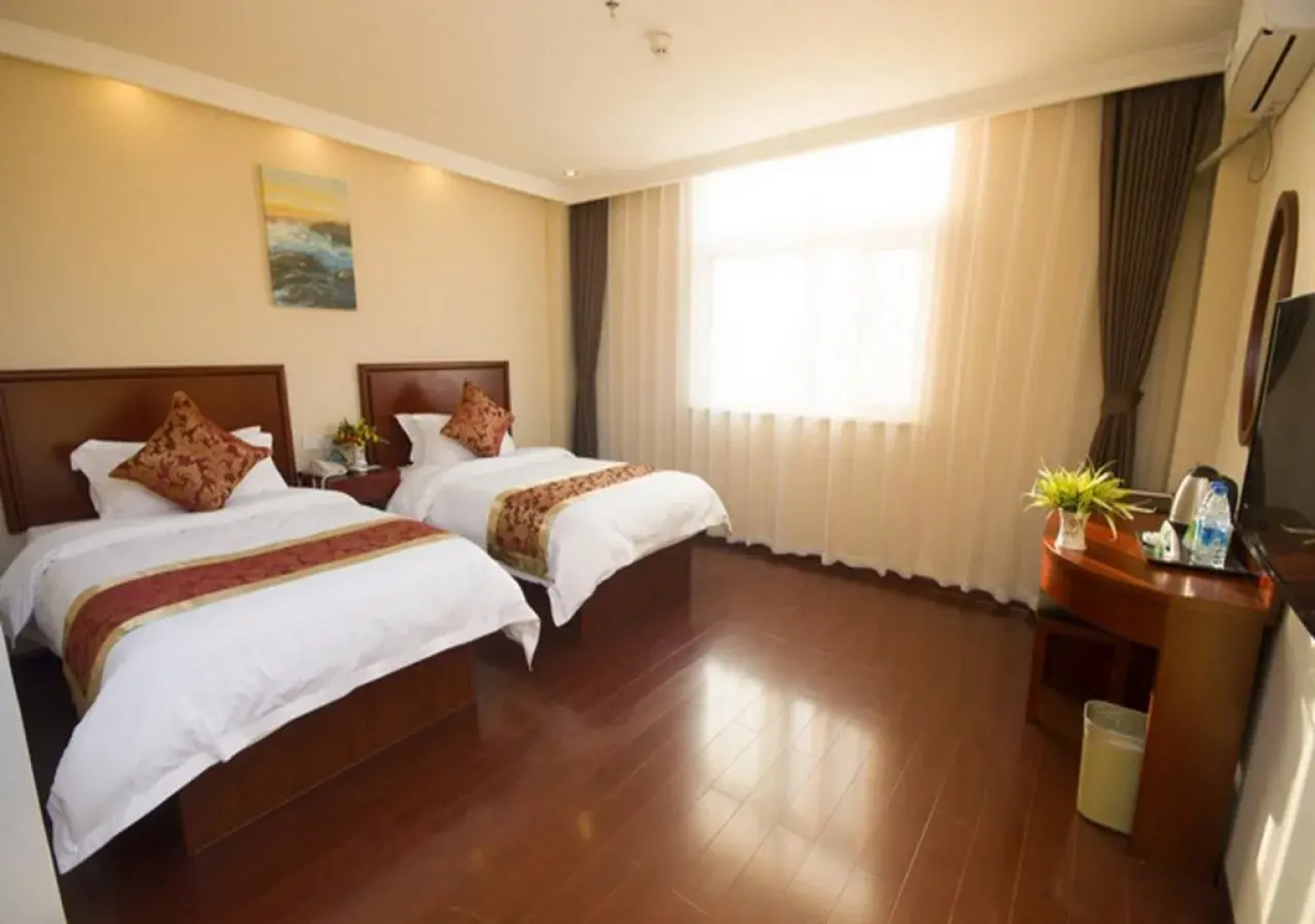 GreenTree Inn JiangXi YiChun GaoAn RuiZhou Business Hotel