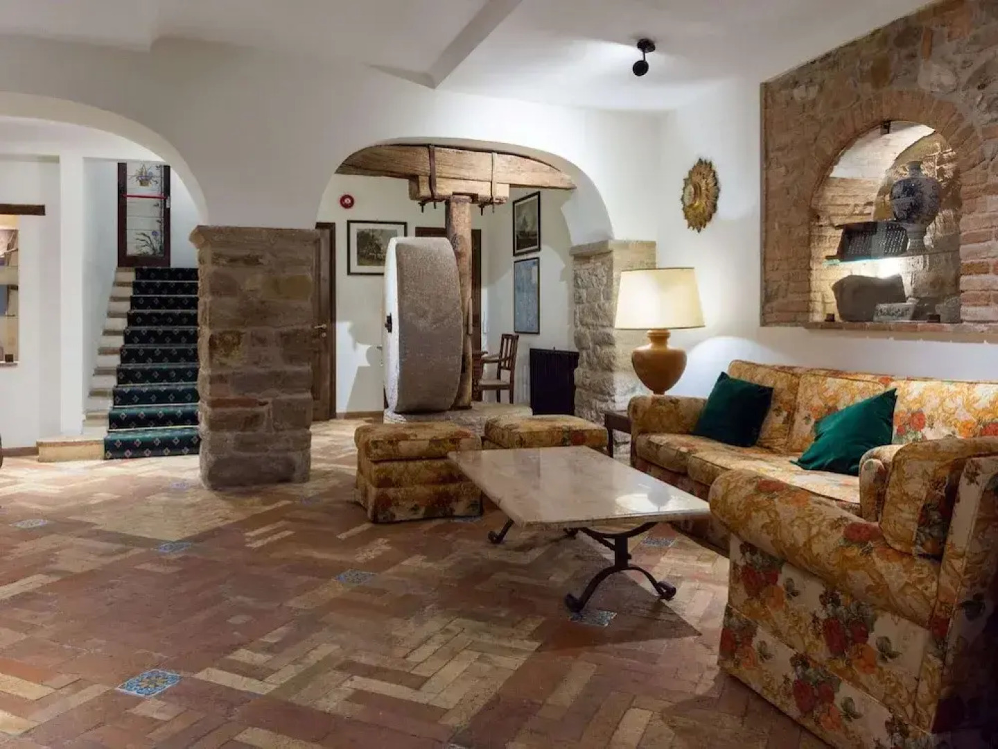 Elegant Apartments in Resort With Swimming Pool set in Nature