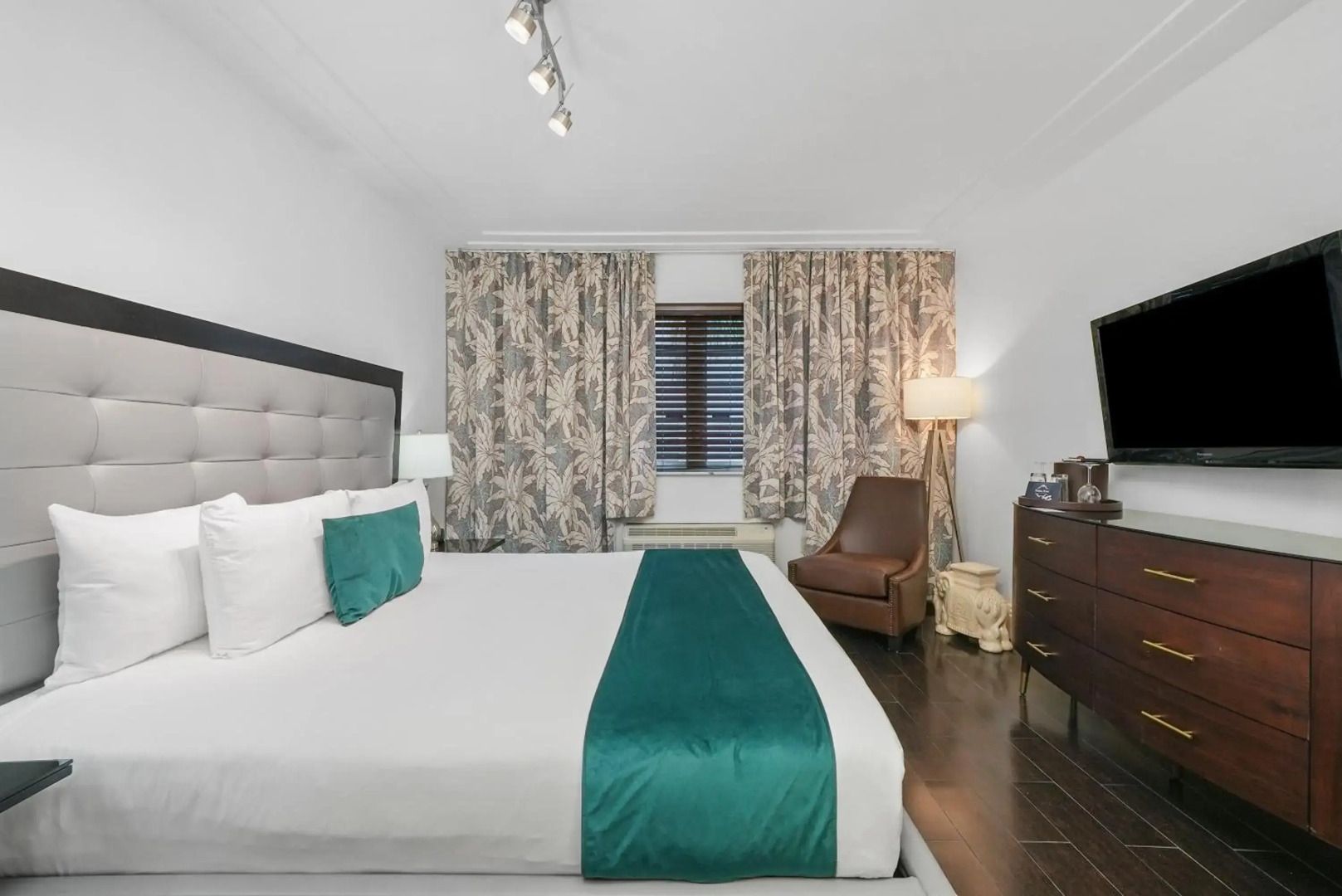 Riviera Hotel South Beach