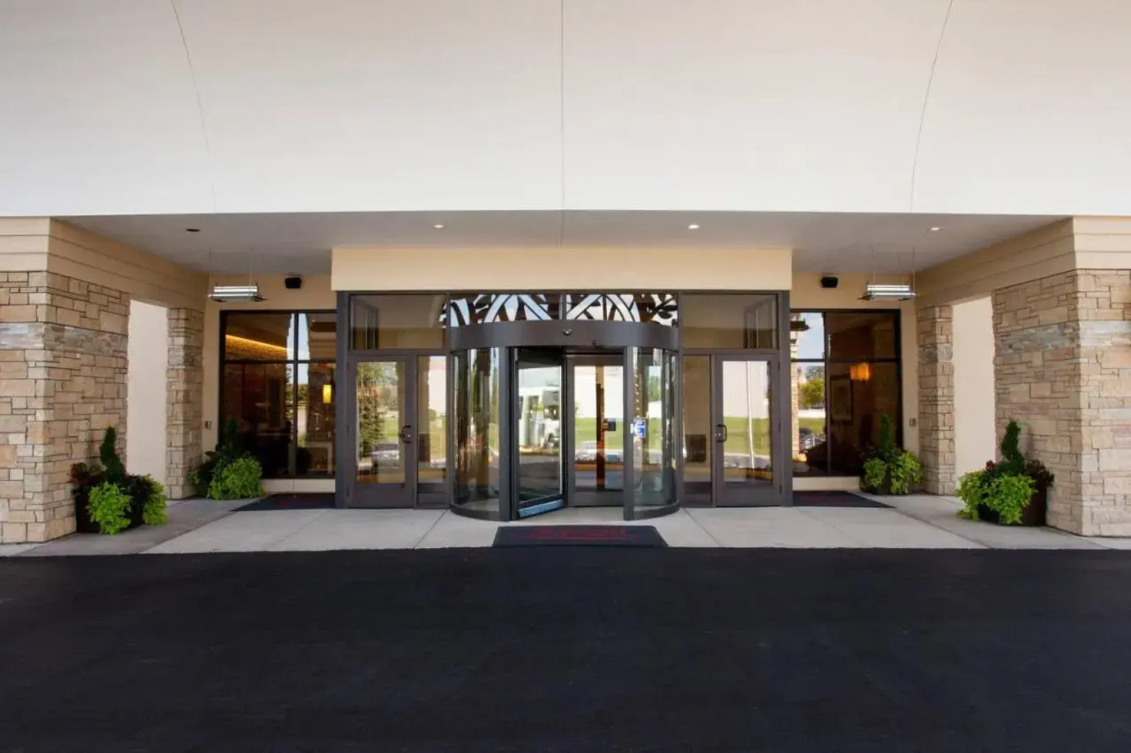 The Northland Inn - All Suite Hotel