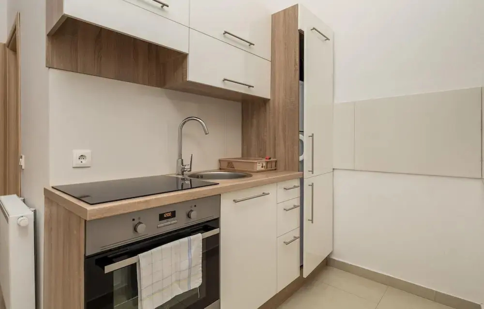 Awesome Home in Stinica With Sauna, Wifi and 6 Bedrooms