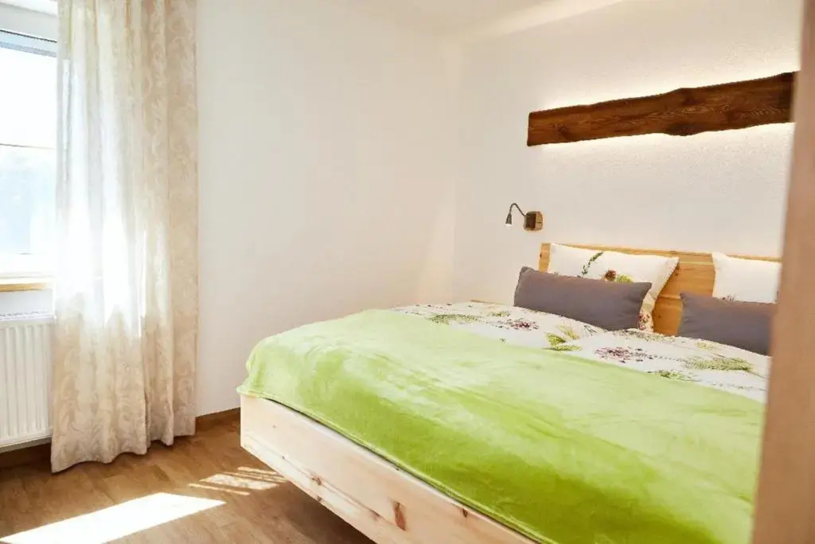 Ferienwohnungen Wald und Wiese